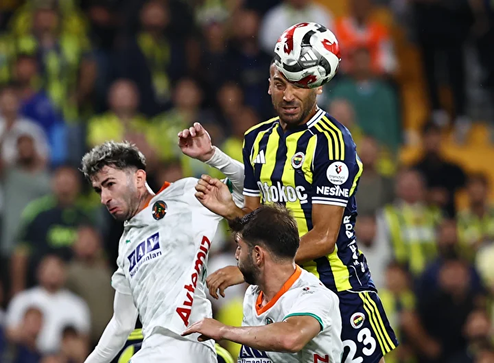 cenk tosundan mac sonu olay aciklama bana penalti dedi 2 JB95O5dc