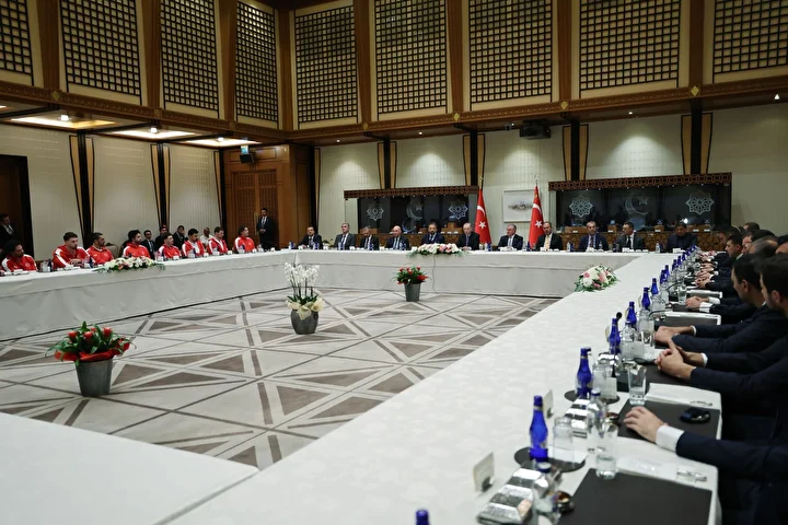 Cumhurbaşkanı Erdoğan A Ulusal Basketbol Grubu'nu kabul etti: Olağanüstü bir ivme yakaladık 2 cumhurbaskani erdogan a ulusal basketbol grubunu kabul etti olaganustu bir ivme yakaladik 1 5ObAwDcO