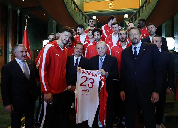 Cumhurbaşkanı Erdoğan A Ulusal Basketbol Grubu'nu kabul etti: Olağanüstü bir ivme yakaladık 9 cumhurbaskani erdogan a ulusal basketbol grubunu kabul etti olaganustu bir ivme yakaladik 8 7FBTcjqn