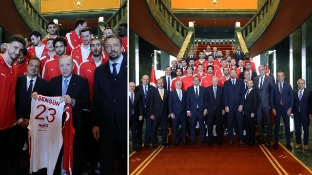 Cumhurbaşkanı Erdoğan A Ulusal Basketbol Grubu’nu kabul etti: Olağanüstü bir ivme yakaladık cumhurbaskani erdogan a ulusal basketbol grubunu kabul etti olaganustu bir ivme yakaladik B2M3LEQd.webp