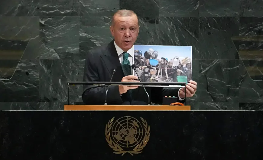 Cumhurbaşkanı Erdoğan BM Genel Şurası'nda İsrail soykırımını anlattı: Bu insanlığın taban noktası 5 cumhurbaskani erdogan bm genel surasinda israil soykirimini anlatti bu insanligin taban noktasi 4 eNsF9ShZ