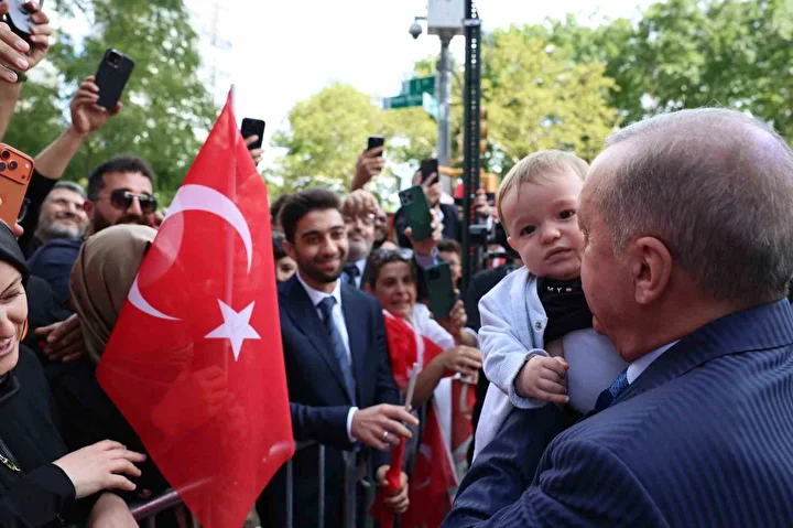 cumhurbaskani erdogan new yorkta vatandaslarla bir ortaya geldi 2 TyH16ItP