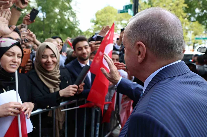 cumhurbaskani erdogan new yorkta vatandaslarla bir ortaya geldi 3 tUDNV8cB
