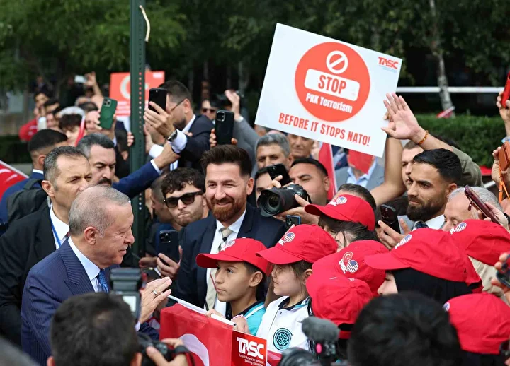cumhurbaskani erdogan new yorkta vatandaslarla bir ortaya geldi 7 XSMmkQa7