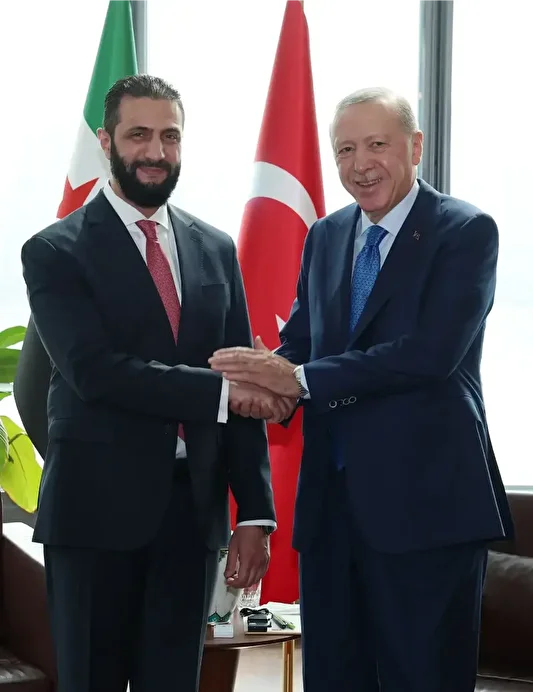 cumhurbaskani erdogan turkevinde sarayi kabul etti 2 wEas4zLT
