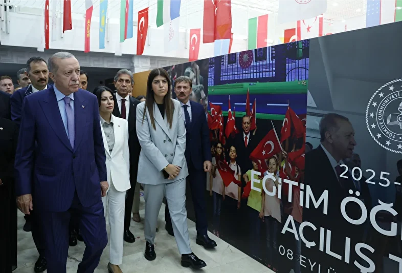 cumhurbaskani erdogandan izmirdeki taarruz sonrasi birinci aciklama iliskisi arastiriliyor 4 HDiVrVjs