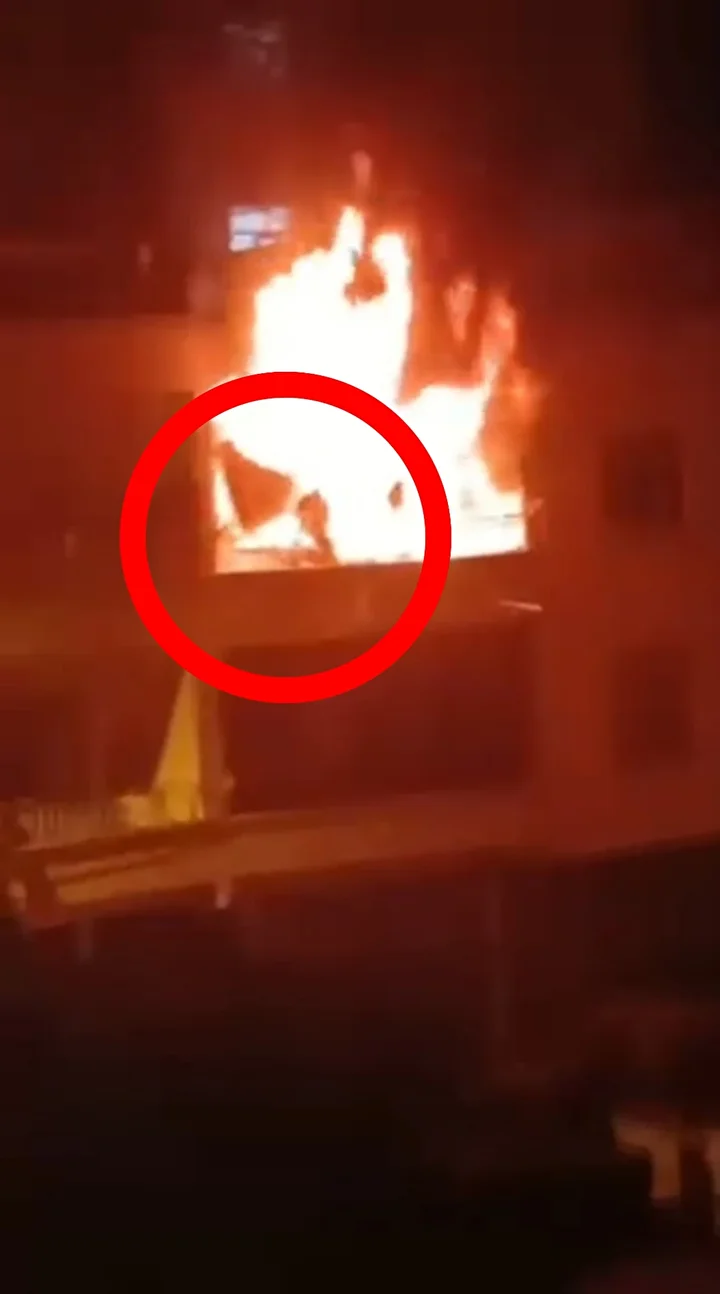 diyarbakirda konut yangini babanin cocugunu kurtarmaya calistigi anlar kameralara yansidi 3 Ez2FgAwh