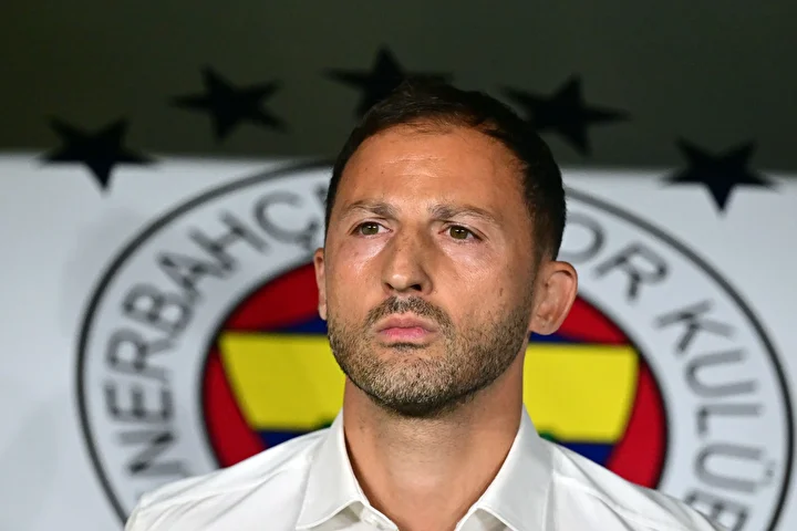 domenico tedescodan antalyaspor maci sonrasi dikkat ceken hareket 2 5QccVgzs