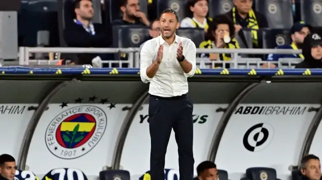 domenico tedescodan antalyaspor maci sonrasi dikkat ceken hareket RHGDjWw4.webp