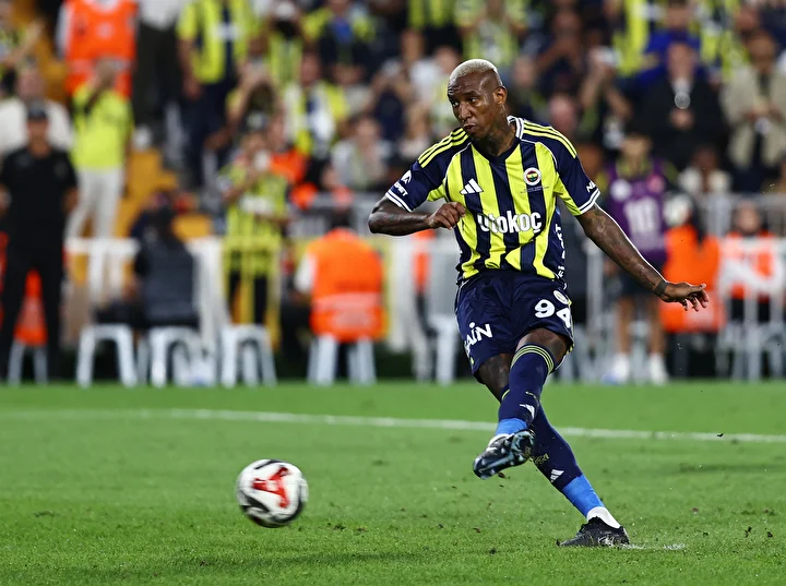 Domenico Tedesco'dan Fenerbahçeli futbolcuya yasak: Defter kapandı 3 domenico tedescodan fenerbahceli futbolcuya yasak defter kapandi 2 JnffGIfY