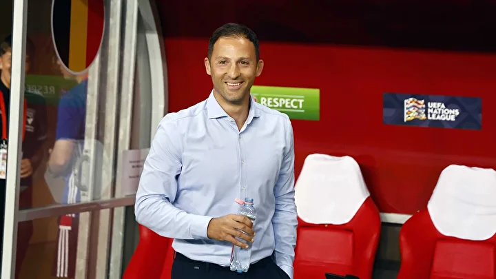 domenico tedesconun yardimcisi turk olacak fenerbahce ismi acikladi 0 CVszQr7q