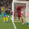 dunyaca unlu yildiz futbolcundan skandal kusur tamamen aptalca 8k1cZUZR.webp