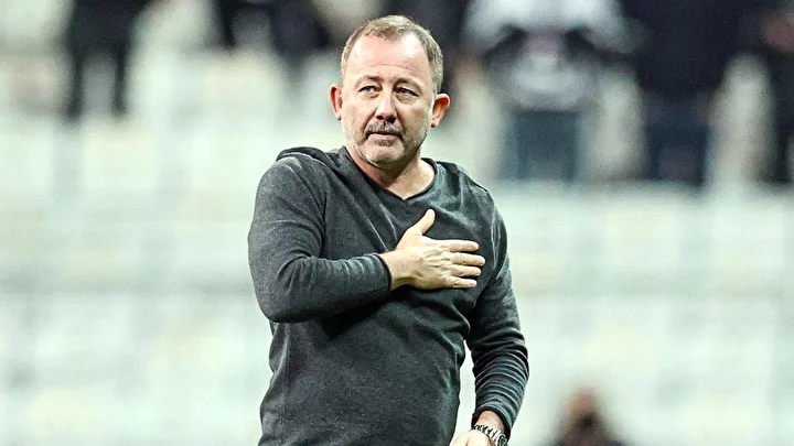 Dünyaca ünlü yıldızı Fenerbahçe alamamıştı: Beşiktaş ikna etti 2 dunyaca unlu yildizi fenerbahce alamamisti besiktas ikna etti 1 MCwV4Zpz