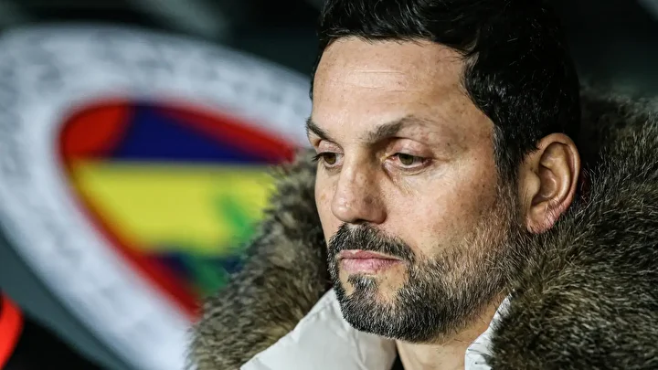 Erol Bulut'tan gündem olan Fenerbahçe itirafı: 'Almayın' dedim sakat futbolcuyu transfer ettiler 2 erol buluttan gundem olan fenerbahce itirafi almayin dedim sakat futbolcuyu transfer ettiler 1