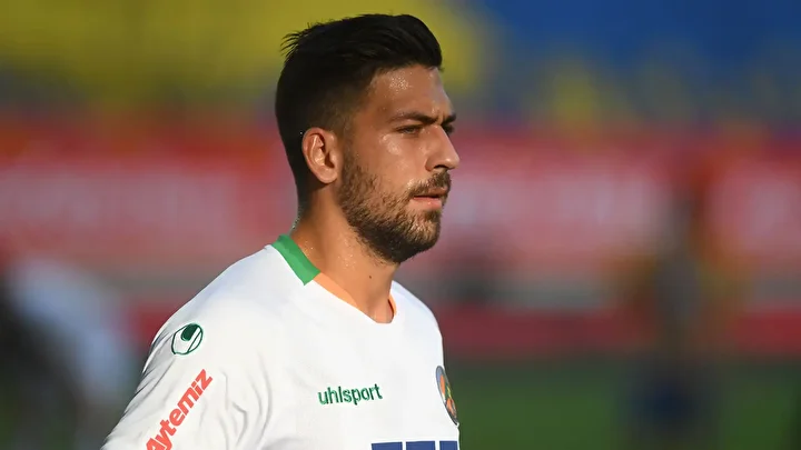 Erol Bulut'tan gündem olan Fenerbahçe itirafı: 'Almayın' dedim sakat futbolcuyu transfer ettiler 8 erol buluttan gundem olan fenerbahce itirafi almayin dedim sakat futbolcuyu transfer ettiler 7 rb9pCEHa