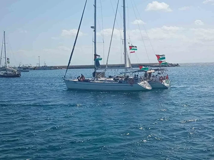 Ersin Çelik Sumud Filosu'yla ilgili son gelişmeleri aktarıyor: 'İnsanlık ittifakı kuruluyor' 2 ersin celik sumud filosuyla ilgili son gelismeleri aktariyor insanlik ittifaki kuruluyor 1 15TFIENN