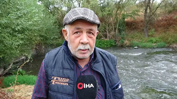 Fabrika atıkları Porsuk Çayı'nı kirletti: Mahalle sakinleri pislikten ve kokudan şikayetçi 1 fabrika atiklari porsuk cayini kirletti mahalle sakinleri pislikten ve kokudan sikayetci 0 ID5IGkKB