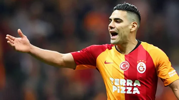 Falcao yıllar sonra açıkladı: İmza için şok itiraf! 3 falcao yillar sonra acikladi imza icin sok itiraf 2 vuGdC9ij