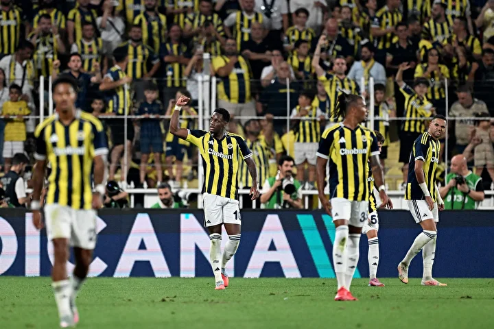 Fenerbahçe (FB) - Kaç maçı ne vakit, saat kaçta ve hangi kanalda? Maç şifresiz kanalda mı? UEFA Avrupa Ligi yayın bilgileri 1 fenerbahce fb kac maci ne vakit saat kacta ve hangi kanalda mac sifresiz Pmn4be51