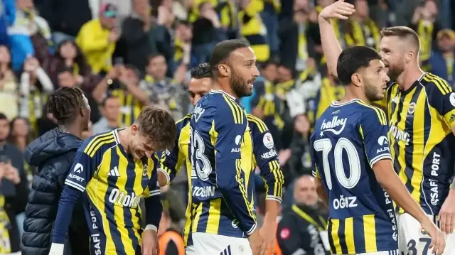 Fenerbahçe (FB) – Kaç maçı ne vakit, saat kaçta ve hangi kanalda? Maç şifresiz kanalda mı? UEFA Avrupa Ligi yayın bilgileri fenerbahce fb kac maci ne vakit saat kacta ve hangi kanalda mac sifresiz iIvJhnqY.webp