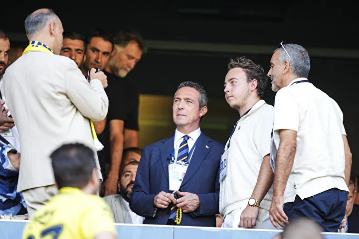 Fenerbahçe kongresine damga vuran oylama: Aziz Yıldırım 3 maddeyi 'veto edin' demişti 2 fenerbahce kongresine damga vuran oylama aziz yildirim 3 maddeyi veto edin demisti 1