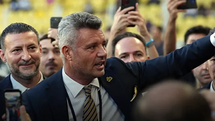 Fenerbahçe Kulübü Lideri Sadettin Saran'dan sert kelamlar: 'Omurgasız insanlar' 8 fenerbahce kulubu lideri sadettin sarandan sert kelamlar omurgasiz insanlar 7 CEMeEJYg
