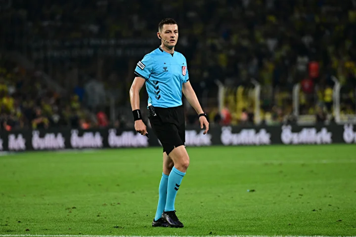 Fenerbahçe-Trabzonspor maçının hakemiyle ilgili flaş sav: Ortalığı karıştıracak olay 6 fenerbahce trabzonspor macinin hakemiyle ilgili flas sav ortaligi karistiracak olay 5 A3VNt5la
