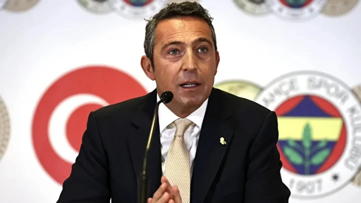 Fenerbahçe transfer dönemin son gününde bombayı patlatıyor: Dev 8 numara hamlesi! 3 fenerbahce transfer donemin son gununde bombayi patlatiyor dev 8 numara hamlesi 2 ltAs2E89