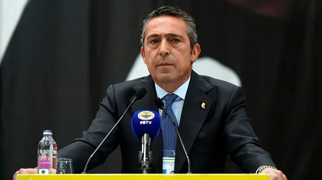 Fenerbahçe transfer dönemin son gününde bombayı patlatıyor: Dev 8 numara hamlesi! fenerbahce transfer donemin son gununde bombayi patlatiyor dev 8 numara hamlesi 36g752Pf.webp