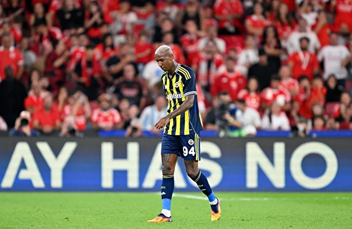 Fenerbahçe'de 3 eksik 3 fenerbahcede 3 eksik 2 ag1cLigM