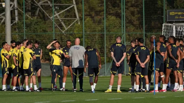 Fenerbahçe’de 5 isim Trabzonspor derbisinde yok fenerbahcede 5 isim trabzonspor derbisinde yok GQkC8zPi.webp
