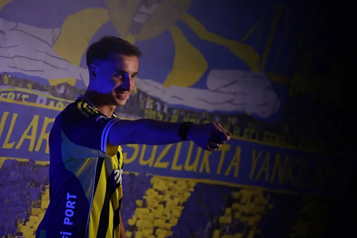 Fenerbahçe'de idare değişti: Hakan Safi Kerem Aktürkoğlu'nun maaşını ödemeye devam edecek mi? 4 fenerbahcede idare degisti hakan safi kerem akturkoglunun maasini odemeye devam edecek mi 3
