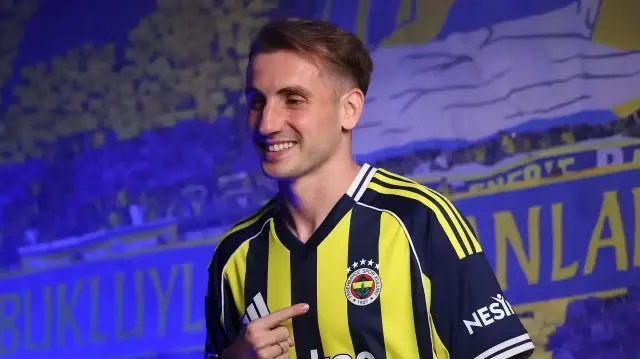 Fenerbahçe’de idare değişti: Hakan Safi Kerem Aktürkoğlu’nun maaşını ödemeye devam edecek mi? fenerbahcede idare degisti hakan safi kerem akturkoglunun maasini odemeye devam edecek mi smAAuUU4.webp