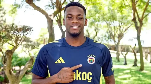 Fenerbahçe’de Jhon Duran’ın sakatlığının perde gerisi ortaya çıktı: İşte tüm gerçekler fenerbahcede jhon duranin sakatliginin perde gerisi ortaya cikti iste tum gercekler wQDO2C6P.webp