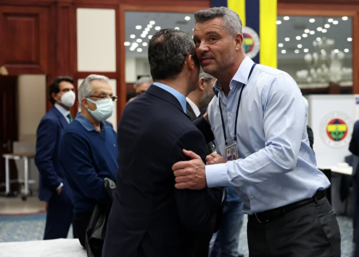 fenerbahcede lider adayi sadettin sarandan tedesco aciklamasi 0 UQTgtyKK