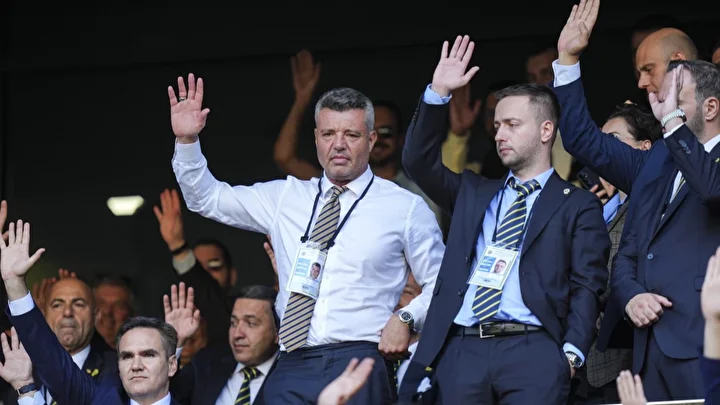 fenerbahcede yeni lider asik r oluyor koc mu saran mi 6 NrVwY3Tl