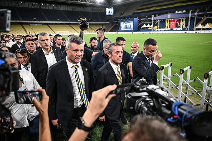Fenerbahçeli yıldız futbolcudan seçim yorumu: 'Yeni liderin tesiri...' 6 fenerbahceli yildiz futbolcudan secim yorumu yeni liderin tesiri 5 uMKHmt2V