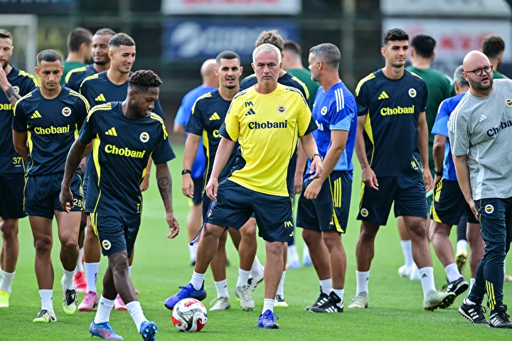 fenerbahceli yildiz icin buyuk arguman formayi giymek istemiyor 6 K3KkjUpT