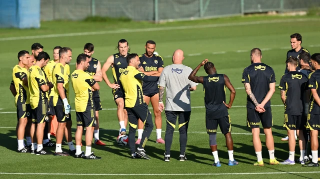fenerbahcenin trabzonspor maci mumkun 11i muhakkak oldu tedescodan surpriz takim m1dOjnGD.webp