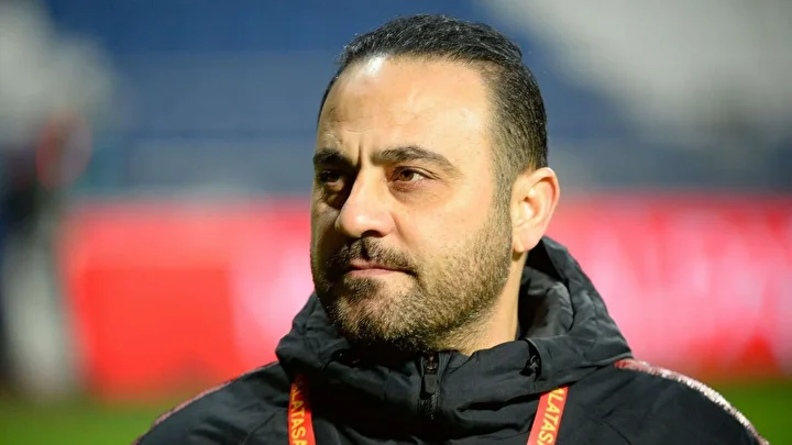 fenerbahcenin transferini canli yayinda ogrenen hasan sas cilgina dondu komik bunlar 3 B2YRe1UL
