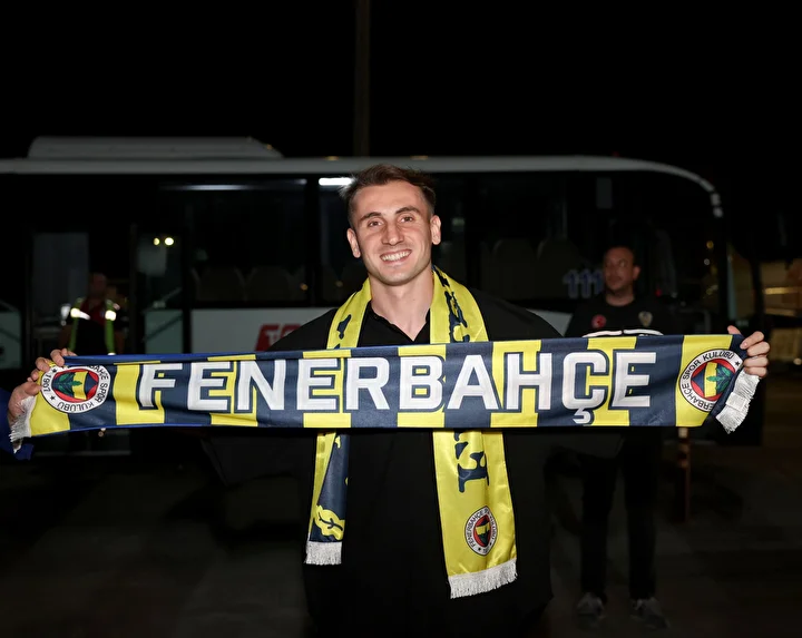 Fenerbahçe'nin yeni teknik yöneticisini canlı yayında açıkladı: 'Bugün resmi açıklama gelecek' 3 fenerbahcenin yeni teknik yoneticisini canli yayinda acikladi bugun resmi aciklama gelecek 2 tb4sukYF