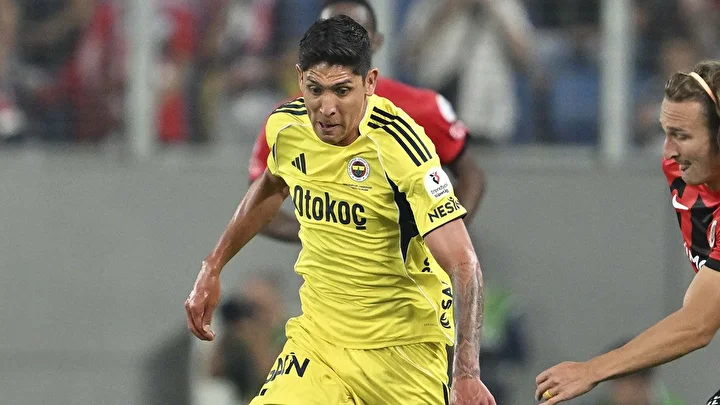 fenerbahcenin yeni transferinden flas mourinho itirafi onun icin gelmistim 3 C4BzAYst