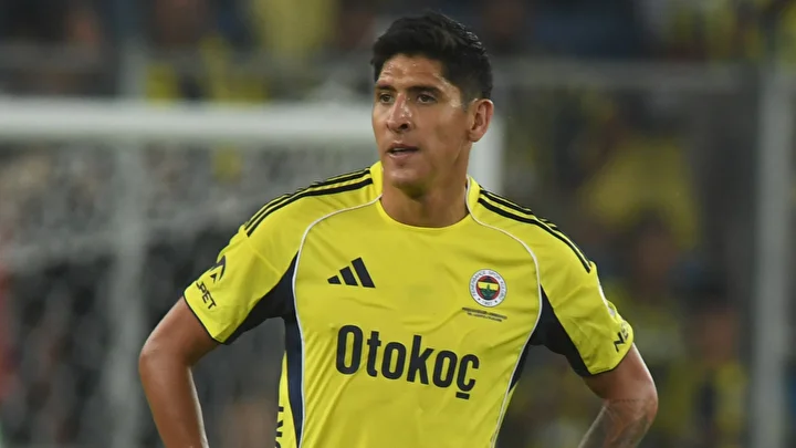 fenerbahcenin yeni transferinden flas mourinho itirafi onun icin gelmistim 4 3td2r94T