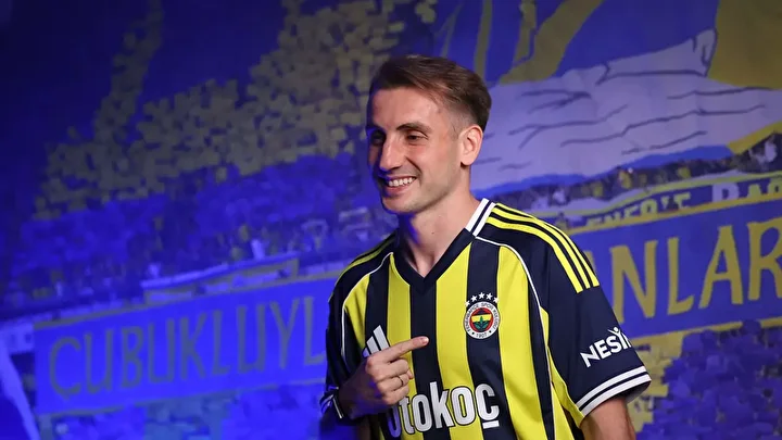 Fenerbahçe’nin yeni transferinden Trabzonspor’a gözdağı: Maça damga vurmak istiyor 3 fenerbahcenin yeni transferinden trabzonspora gozdagi maca damga vurmak istiyor 2 zYTF8a5n