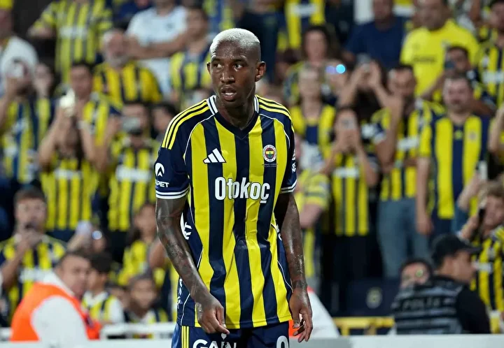 fenerbahcenin yildizi icin olay yorum 5 10 yilda gordugum en berbat transfer 1 OBpeLD83