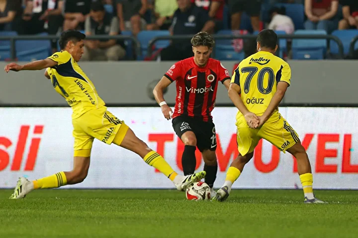 Fenerbahçe'ye müjde! Antalyaspor maçında oynayabilecek 3 fenerbahceye mujde antalyaspor macinda oynayabilecek 2 gel6yt9b