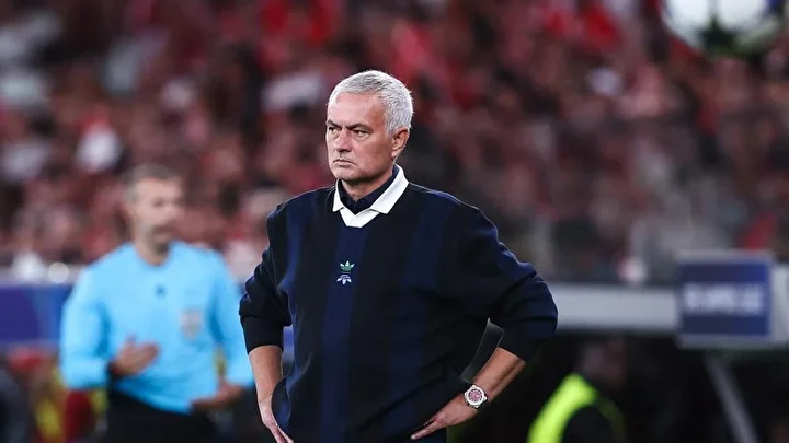 fesih unsuru baslari karistirdi iste mourinhonun mukavelesindeki o detay 1 Lks2pEyO