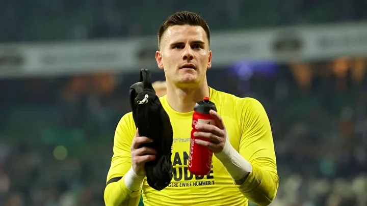 Frankfurt forması giyen yıldız futbolcudan flaş Galatasaray ve Osimhen açıklaması 2 frankfurt formasi giyen yildiz futbolcudan flas galatasaray ve osimhen aciklamasi 1 UDd91MlR