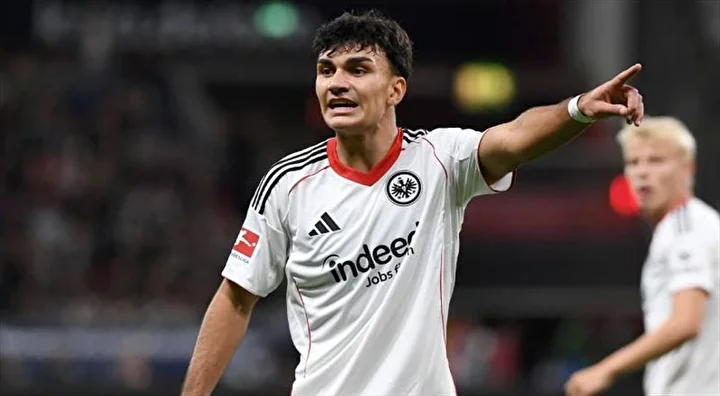 frankfurta galatasaray maci oncesi buyuk sok 3 Ptt9rHDh