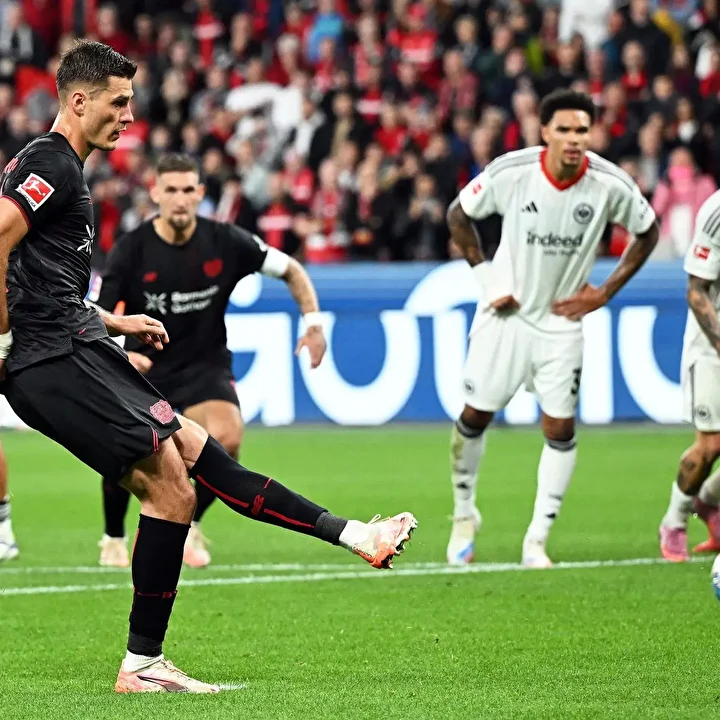 frankfurta galatasaray maci oncesi buyuk sok 6
